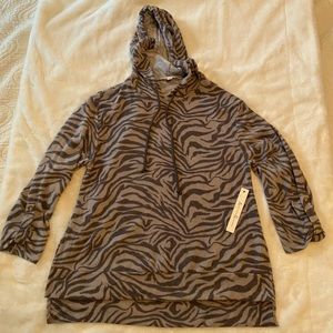 NWT - Super soft hoodie top